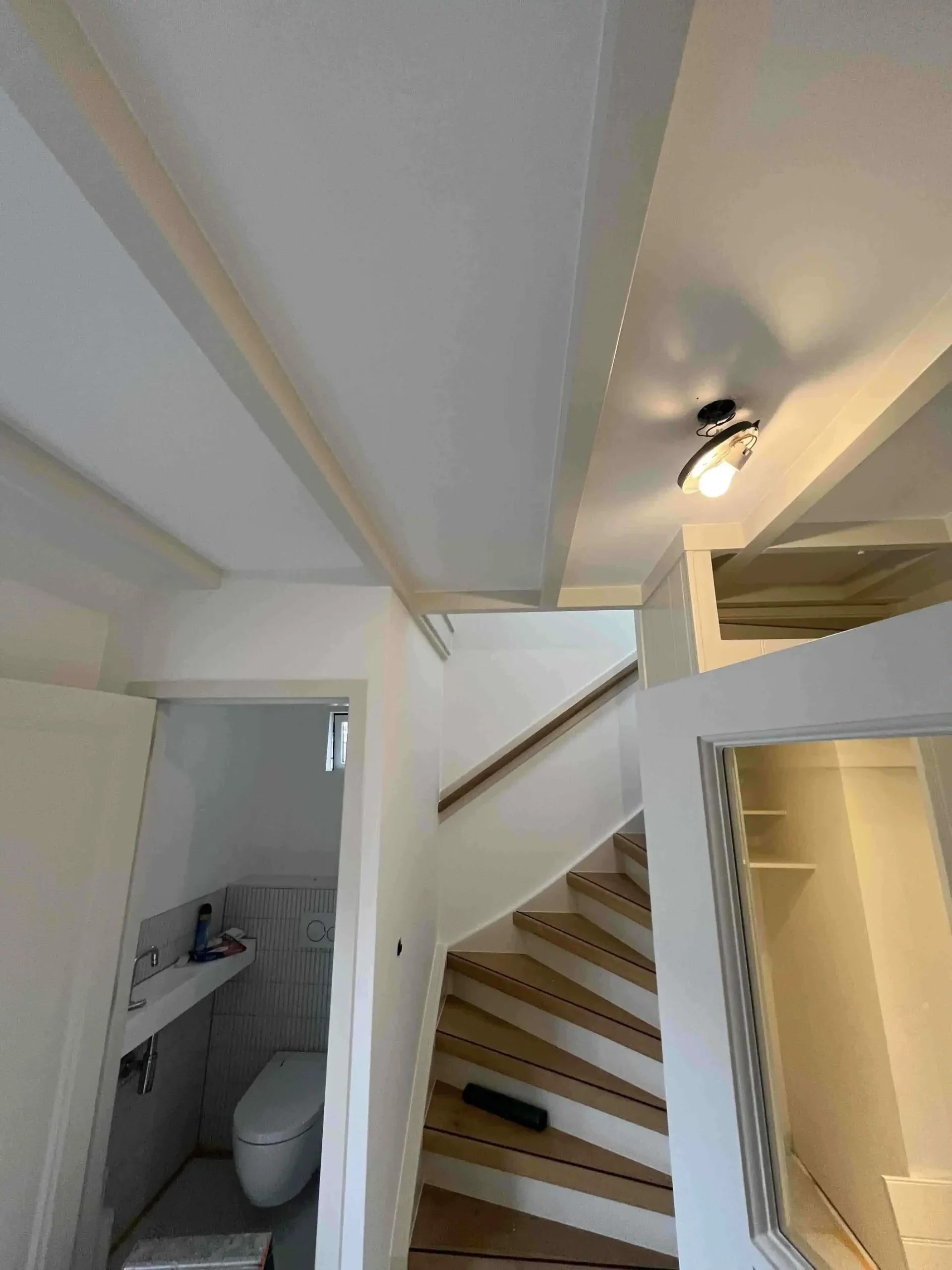 wat kost een trap schilderen